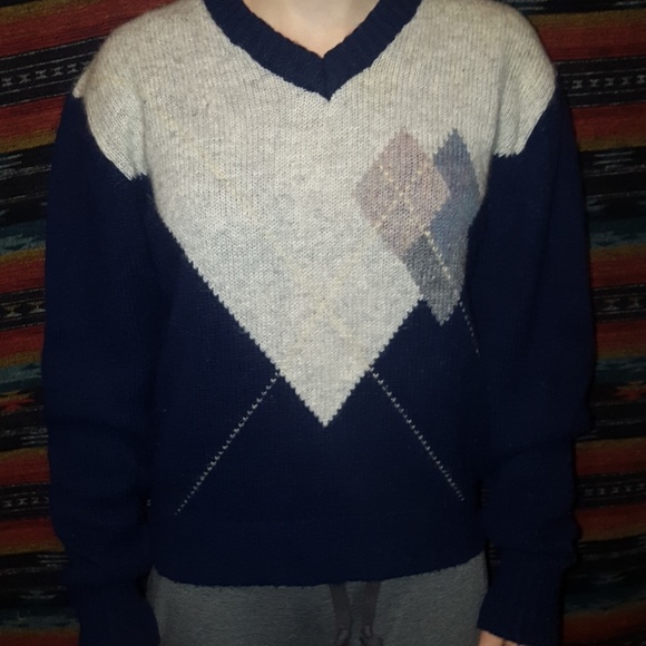 Vintage McGregor sweater size large - Picture 2 of 6